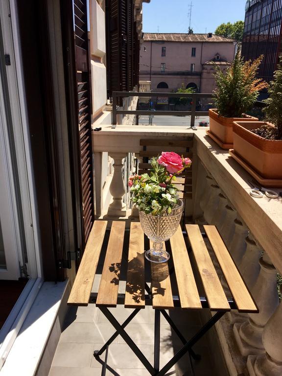 Bed and Breakfast 900 Piazza Del Popolo Рим Экстерьер фото
